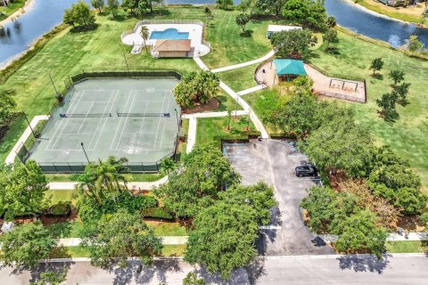 Villa ou maison à vendre à Pembroke Pines, Floride: 3 chambres, 200.2 m2 № 1183689 - photo 19