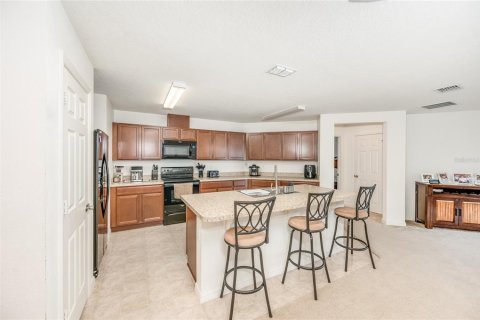 Villa ou maison à vendre à Kissimmee, Floride: 4 chambres, 186.18 m2 № 1251378 - photo 11