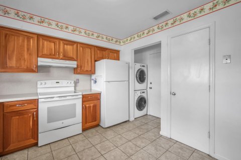 Condo in Boynton Beach, Florida, 2 bedrooms  № 1102166 - photo 22