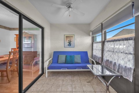 Condo in Boynton Beach, Florida, 2 bedrooms  № 1102166 - photo 20