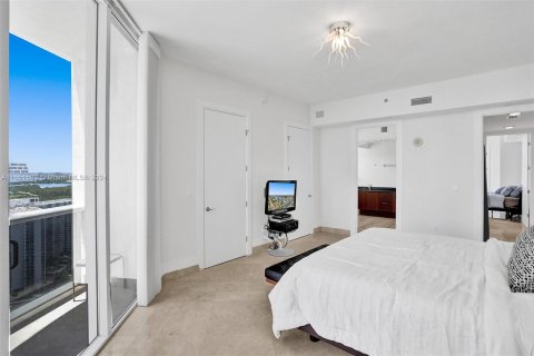 Condo in Sunny Isles Beach, Florida, 3 bedrooms  № 1365913 - photo 27