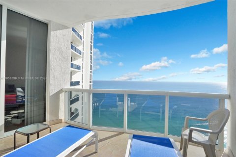 Copropriété à vendre à Sunny Isles Beach, Floride: 3 chambres, 216.18 m2 № 1365913 - photo 8