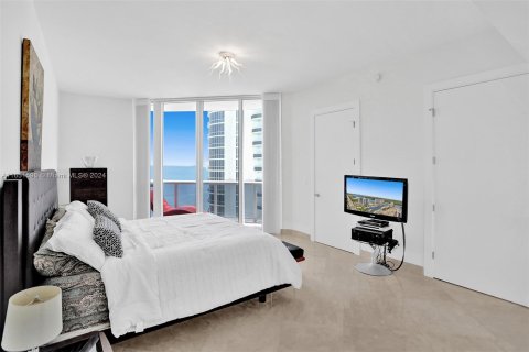 Condominio en venta en Sunny Isles Beach, Florida, 3 dormitorios, 216.18 m2 № 1365913 - foto 28