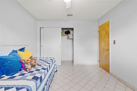 Villa ou maison à vendre à Miami, Floride: 3 chambres, 131.64 m2 № 1365444 - photo 21