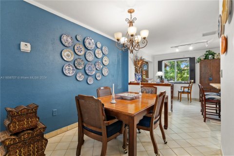 Casa en venta en Miami, Florida, 3 dormitorios, 131.64 m2 № 1365444 - foto 7