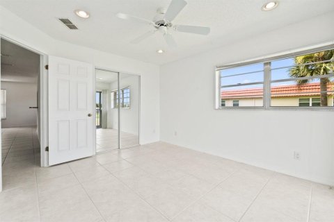 Condominio en venta en Vero Beach, Florida, 2 dormitorios, 92.9 m2 № 698849 - foto 12