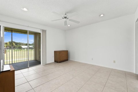 Copropriété à vendre à Vero Beach, Floride: 2 chambres, 92.9 m2 № 698849 - photo 17