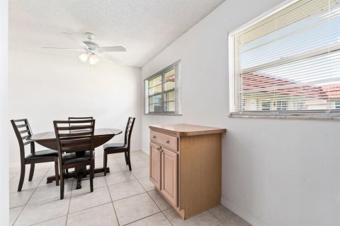 Copropriété à vendre à Vero Beach, Floride: 2 chambres, 92.9 m2 № 698849 - photo 18