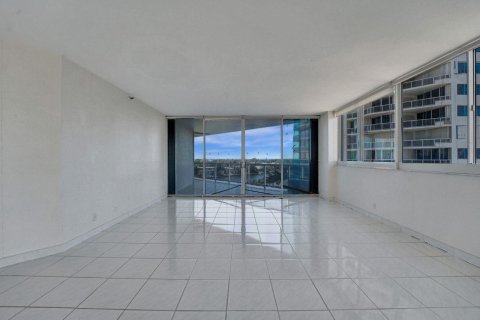 Copropriété à vendre à Aventura, Floride: 2 chambres, 208.1 m2 № 984482 - photo 24