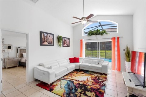 Casa en venta en Davenport, Florida, 4 dormitorios, 180.23 m2 № 1248427 - foto 13