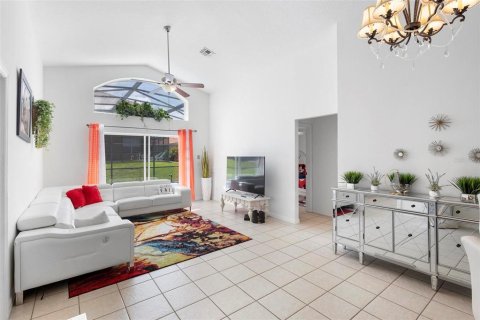 Villa ou maison à vendre à Davenport, Floride: 4 chambres, 180.23 m2 № 1248427 - photo 9