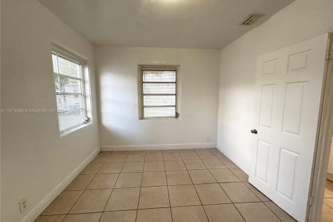 Apartamento en alquiler en Miami, Florida, 1 dormitorio, 55.74 m2 № 1396273 - foto 7