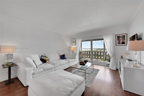 Copropriété à vendre à Hollywood, Floride: 1 chambre, 78.41 m2 № 1331352 - photo 4