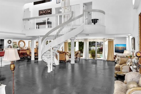 Villa ou maison à vendre à Golden Beach, Floride: 4 chambres, 327.02 m2 № 1097409 - photo 14