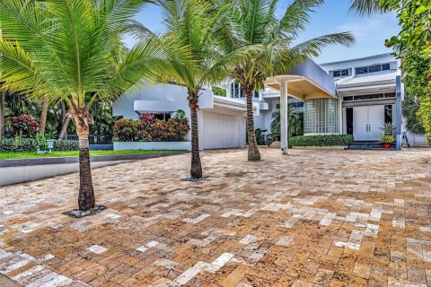 Villa ou maison à vendre à Golden Beach, Floride: 4 chambres, 327.02 m2 № 1097409 - photo 10