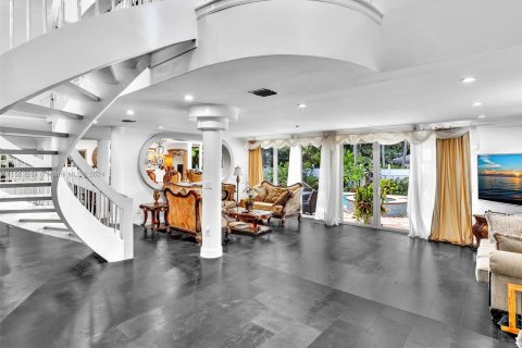 Villa ou maison à vendre à Golden Beach, Floride: 4 chambres, 327.02 m2 № 1097409 - photo 20
