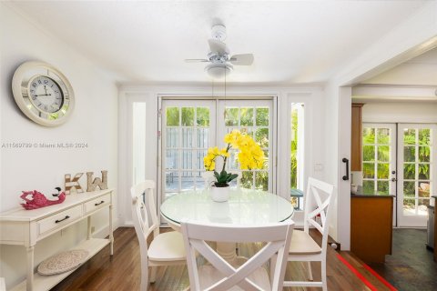 Casa en venta en Key West, Florida, 2 dormitorios, 101.64 m2 № 1119675 - foto 9