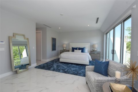 Adosado en venta en Fort Lauderdale, Florida, 3 dormitorios, 301.56 m2 № 1102324 - foto 18