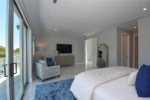 Touwnhouse à vendre à Fort Lauderdale, Floride: 3 chambres, 301.56 m2 № 1102324 - photo 2