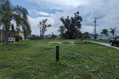 Land in Englewood, Florida № 673163 - photo 1