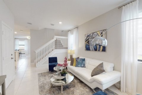 Adosado en venta en Homestead, Florida, 4 dormitorios, 169 m2 № 63487 - foto 1