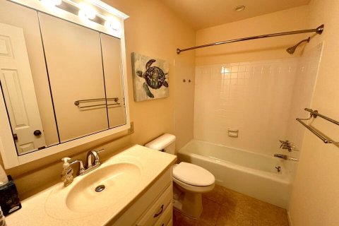 Condominio en venta en Vero Beach, Florida, 2 dormitorios, 92.9 m2 № 1189840 - foto 3