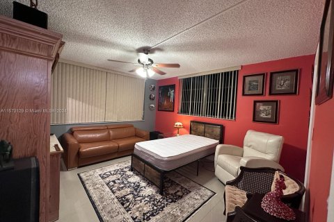 Condo in Davie, Florida, 2 bedrooms  № 1134671 - photo 9