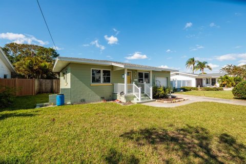 Terreno en venta en Saint Petersburg, Florida № 1424663 - foto 11