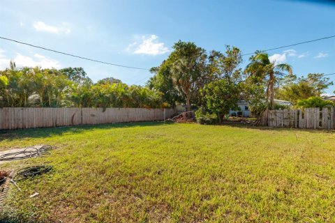 Terreno en venta en Saint Petersburg, Florida № 1424663 - foto 15