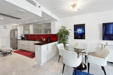 Condominio en alquiler en Miami Beach, Florida, 1 dormitorio, 65.03 m2 № 1367127 - foto 6