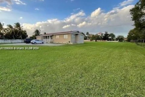 Casa en venta en Miami, Florida, 5 dormitorios № 1367086 - foto 10