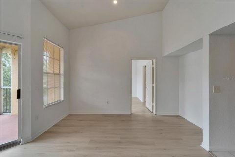 Condo in Tampa, Florida, 2 bedrooms  № 1366410 - photo 24