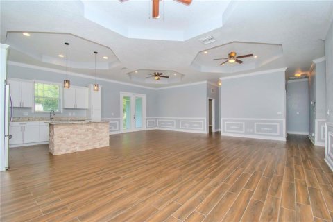 House in Tampa, Florida 4 bedrooms, 182.74 sq.m. № 1366408 - photo 6