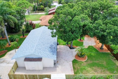 Villa ou maison à vendre à Lake Worth, Floride: 3 chambres, 109.25 m2 № 1231582 - photo 1