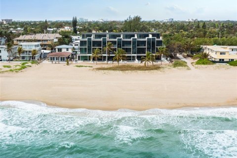Touwnhouse à vendre à Pompano Beach, Floride: 4 chambres, 376.07 m2 № 996343 - photo 12