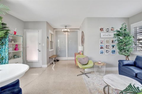 Condo in Fort Lauderdale, Florida, 1 bedroom  № 1398046 - photo 14