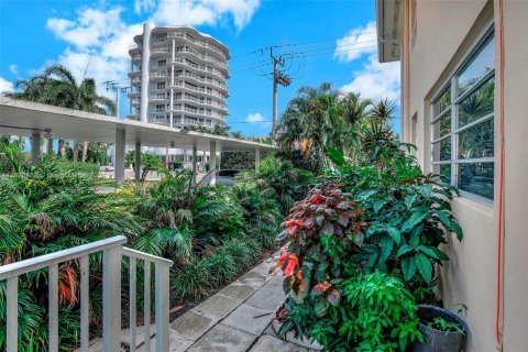 Condo in Fort Lauderdale, Florida, 1 bedroom  № 1398046 - photo 23