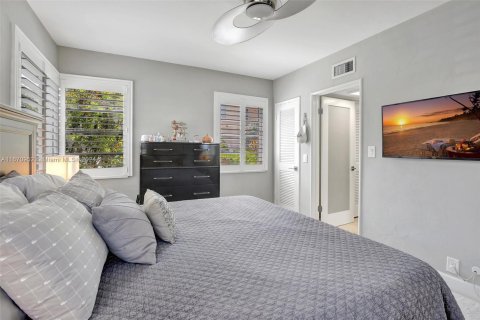 Condo in Fort Lauderdale, Florida, 1 bedroom  № 1398046 - photo 17