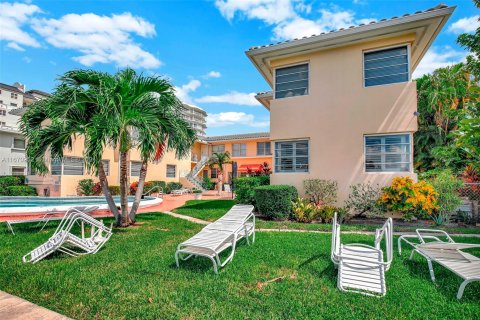 Condo in Fort Lauderdale, Florida, 1 bedroom  № 1398046 - photo 26