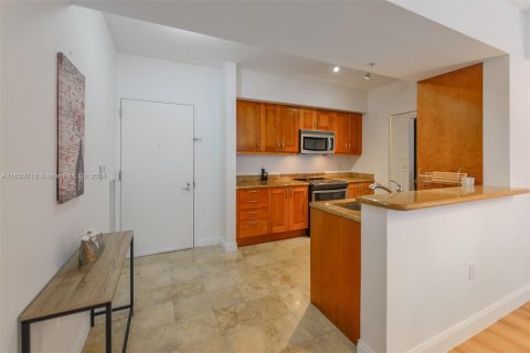 Copropriété à vendre à Hallandale Beach, Floride: 2 chambres, 100.43 m2 № 1291589 - photo 10