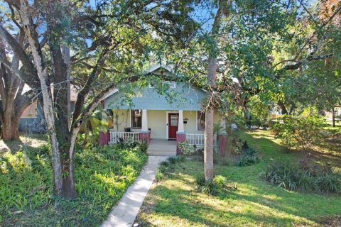 House in Tampa, Florida 2 bedrooms, 100.71 sq.m. № 1417338 - photo 28