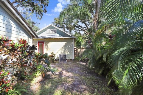 House in Tampa, Florida 2 bedrooms, 100.71 sq.m. № 1417338 - photo 22