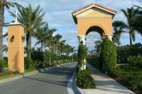 Villa ou maison à vendre à Cutler Bay, Floride: 4 chambres, 231.88 m2 № 1081264 - photo 24