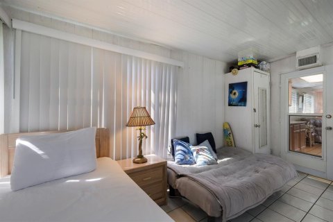 Duplex in Holmes Beach, Florida 2 bedrooms, 54.91 sq.m. № 821364 - photo 20