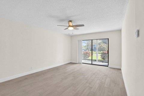 Copropriété à vendre à Oakland Park, Floride: 2 chambres, 97.55 m2 № 757258 - photo 29
