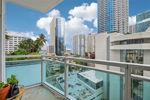 Condo in Miami, Florida, 2 bedrooms  № 1271082 - photo 23