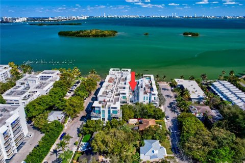 Condominio en venta en Miami, Florida, 2 dormitorios, 90.39 m2 № 1242493 - foto 29