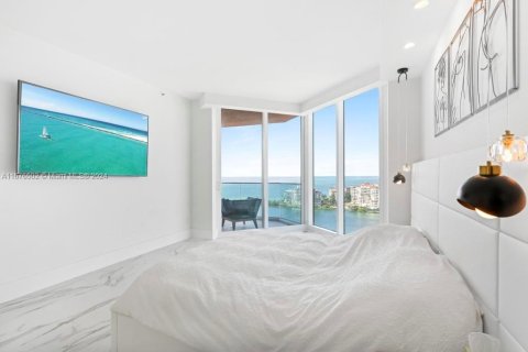 Condo in Miami Beach, Florida, 3 bedrooms  № 1401506 - photo 23