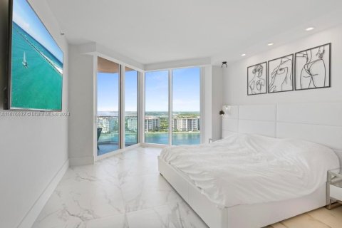 Condo in Miami Beach, Florida, 3 bedrooms  № 1401506 - photo 25