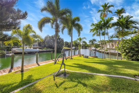 Villa ou maison à vendre à Coral Gables, Floride: 6 chambres, 394.83 m2 № 1365937 - photo 28